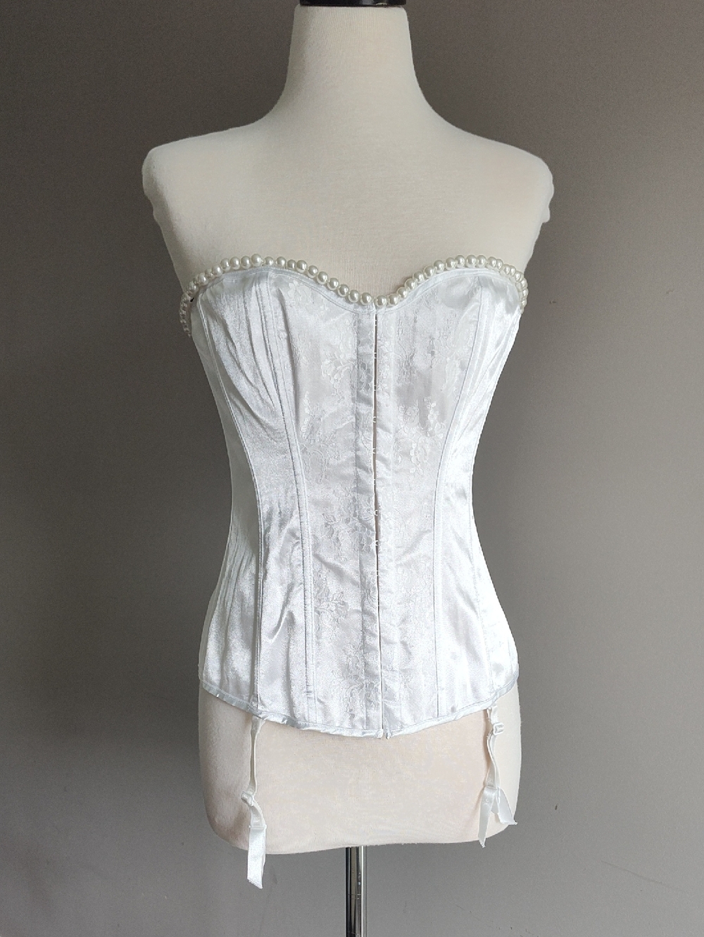 Dreamgirl White Pearl-Trim Lace Up Satin Corset